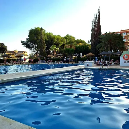Aguila Luxury Apartment