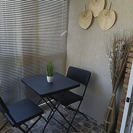 Aguila Luxury Apartment